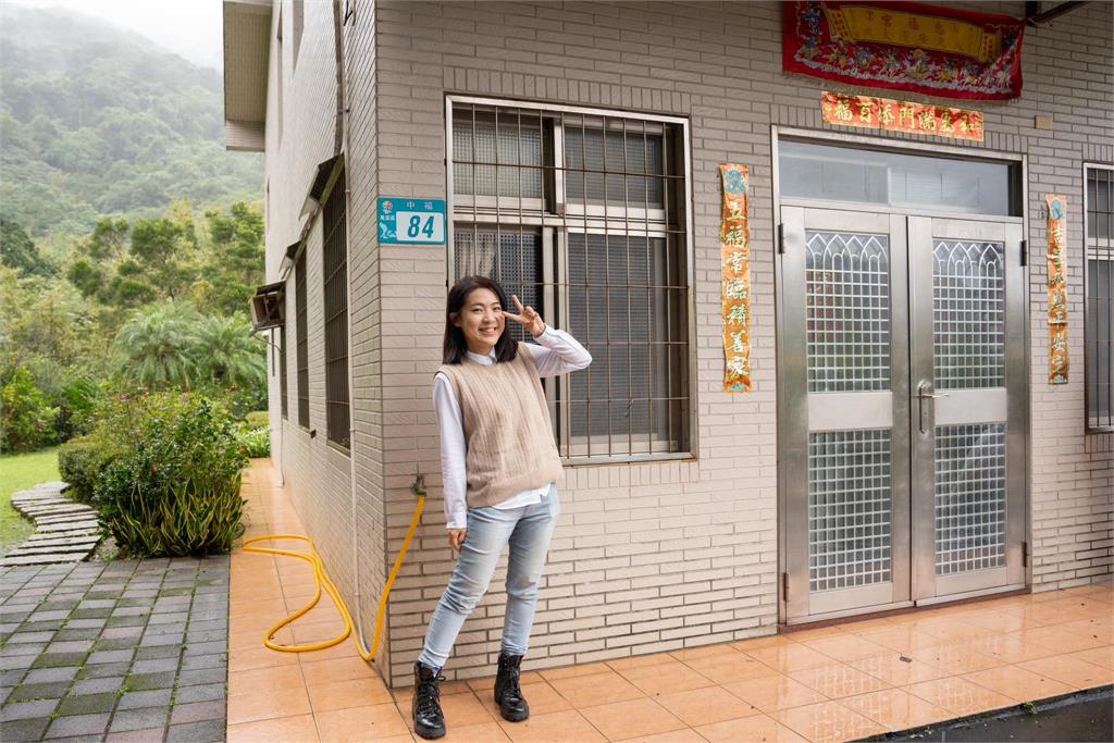 徐巧芯親媽生氣了!她揭「窗外徘迴怪男」行徑開罵 網卻刷1排「這事」