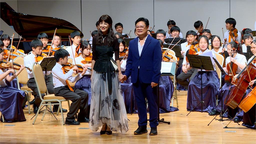 陳明真攜手音樂人老公季忠平音樂會彩排 錄音室逼哭很多人