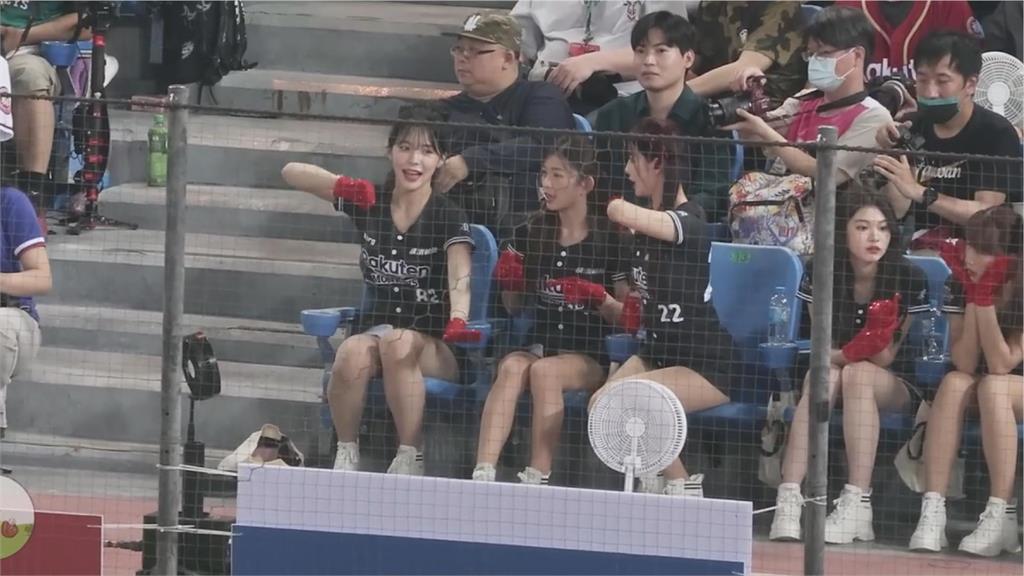 應援首秀太香!李多慧成球迷嬌點 「私下討教舞蹈動作」網讚:超敬業