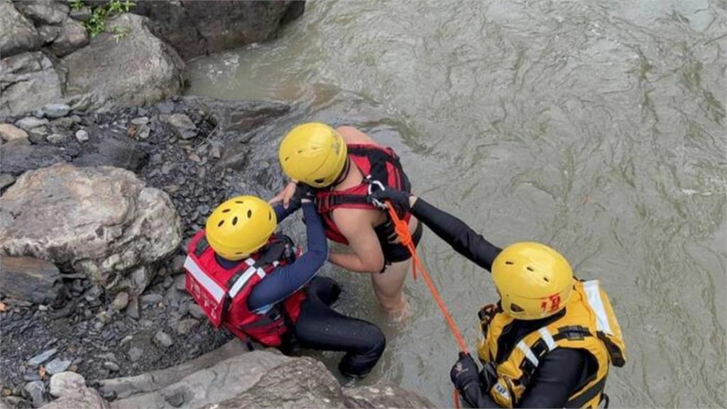 山區午後雷雨溪水暴漲　桃園復興2天18遊客受困