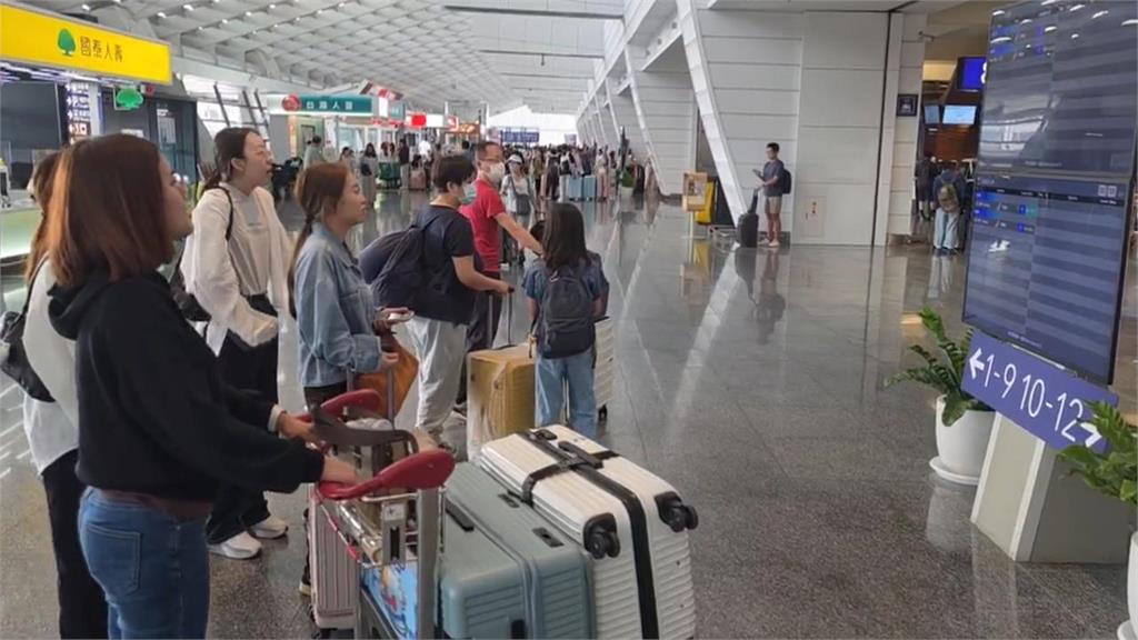 同樣曬入台證！中國網友「2字打碼」風向大逆轉　台網狂讚：感到尊重