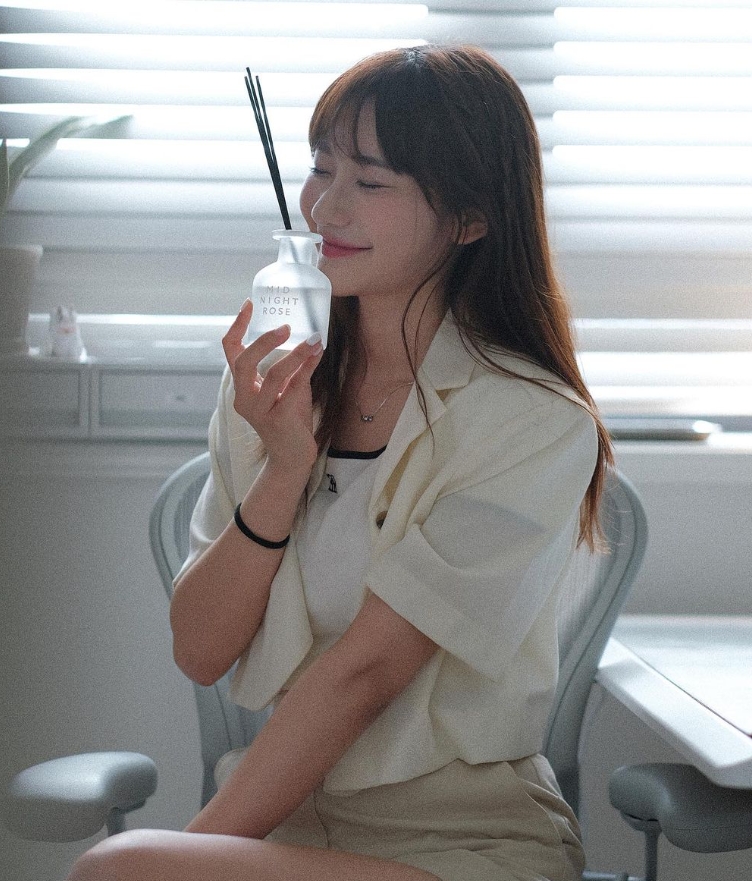 網紅斜杠成風潮「滴妹最狂」年收近2億!「這1話題女王」2天狂賣200萬
