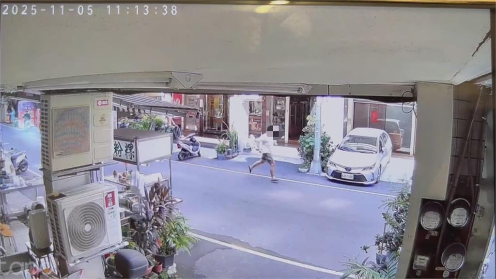 不到30秒！高雄男偷價值50萬金項鍊　才跑150公尺就遭警逮