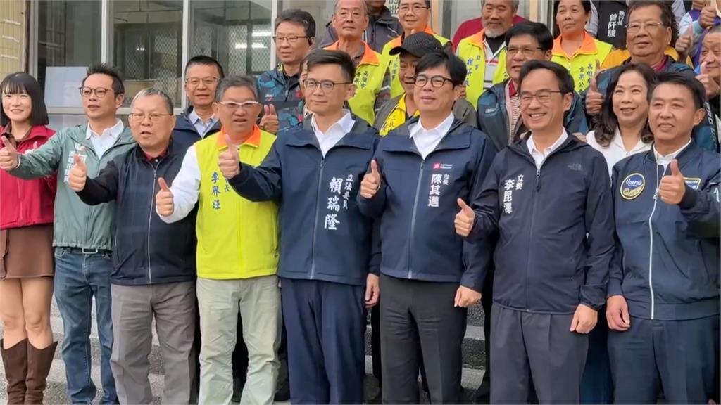 陳其邁賴瑞隆市場掃街拜早年 柯志恩續招手民眾黨喊話合作