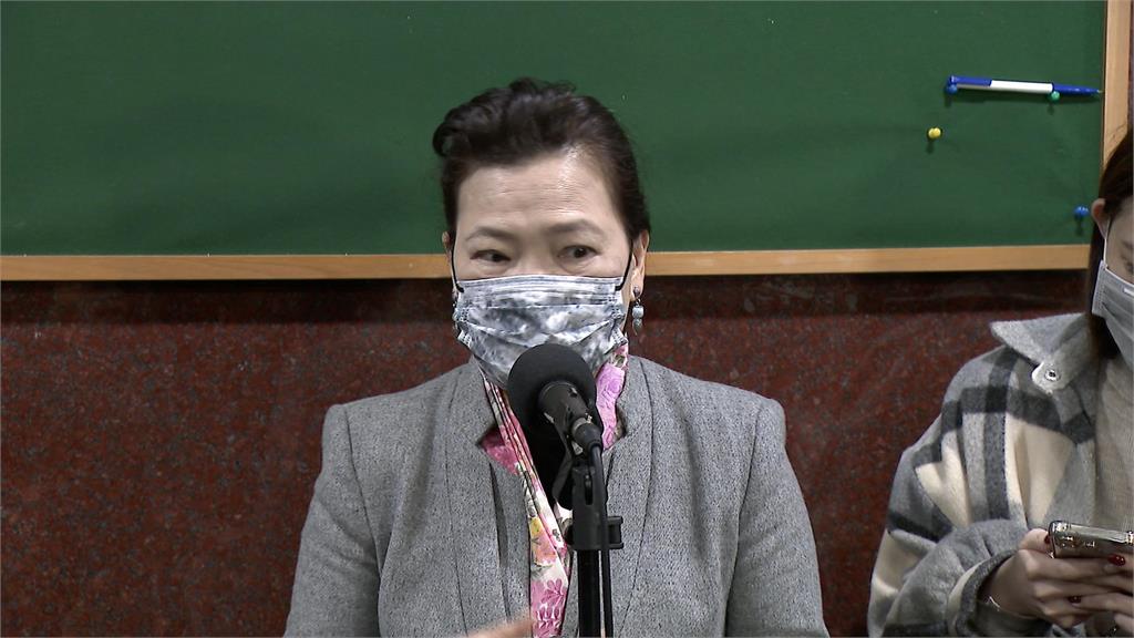 「黃飛紅麻辣花生」台灣禁賣 電商平台卻都買的到