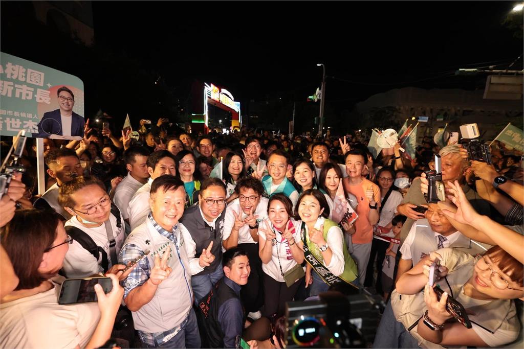 沈伯洋掃街3個月「變核彈輾壓」反轉深藍區！「沒靠動員」3萬人擠爆高雄