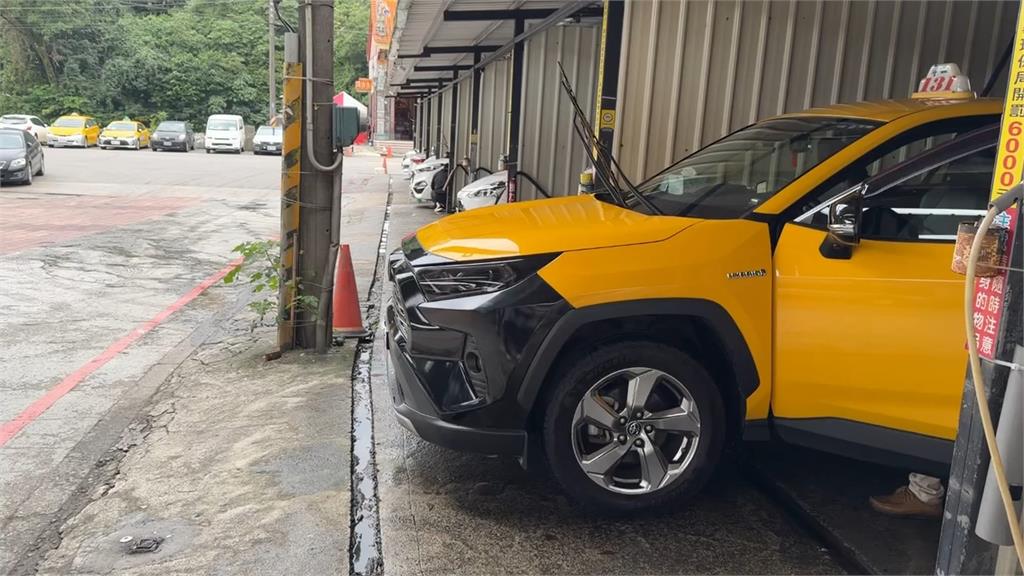 洗車怎麼怪怪？　殯儀館疑用自助洗車場清洗冰櫃