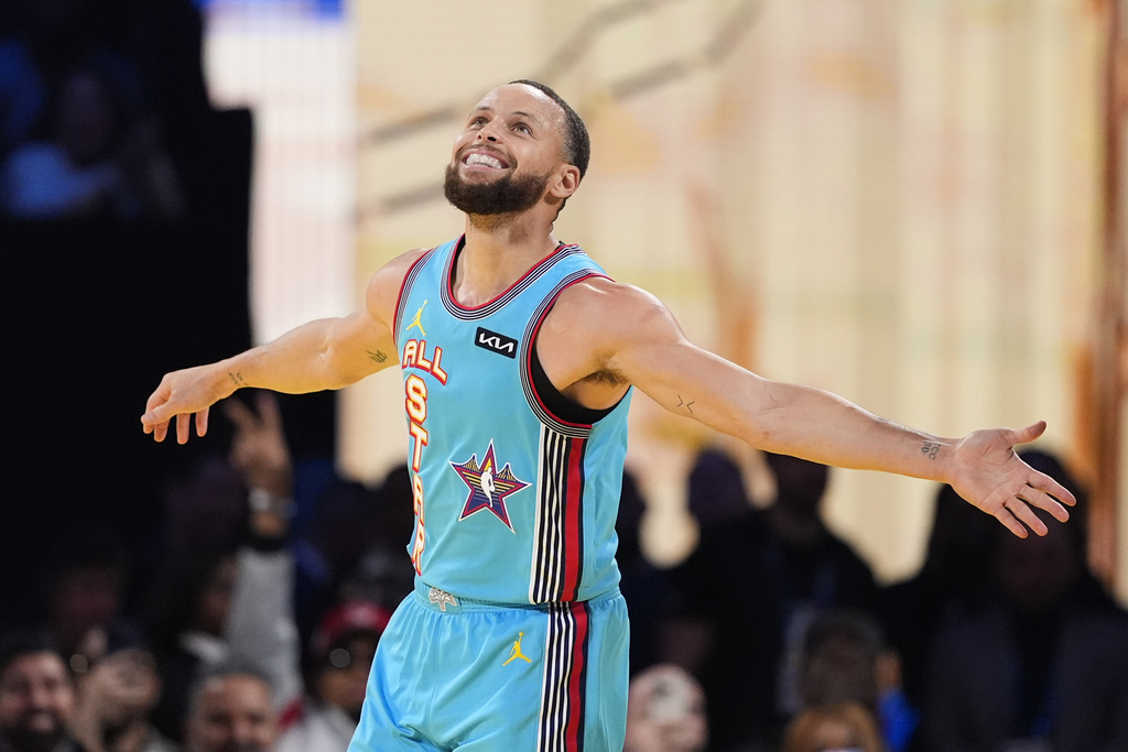 NBA(影)/明星賽新賽制飽受批評 MVP咖哩賽後挺聯盟不走回頭路