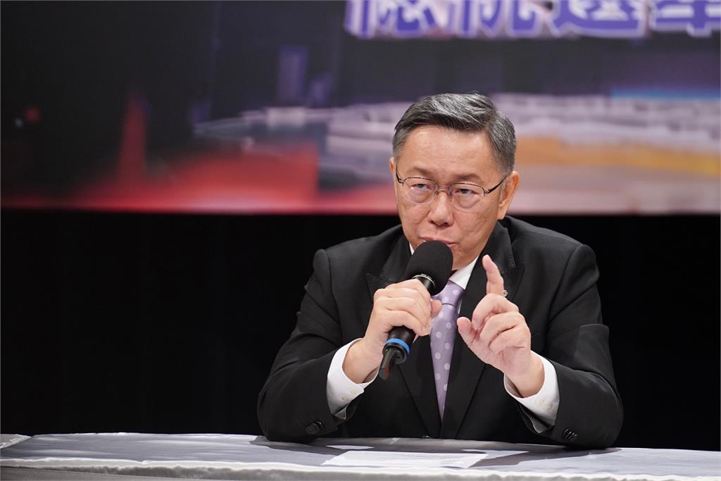 總統辯論會/談新竹農地一度哽咽 柯文哲:父親期望他回新竹行醫