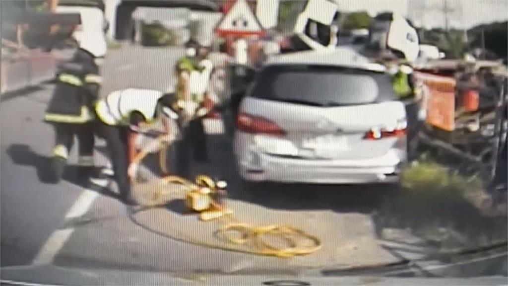 休旅車遇連環車禍1死3傷 後座大兒子傷重不治