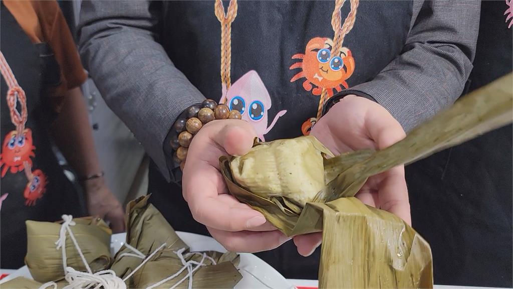 將糯米用麵粉取代 「粽子饅頭」讓長者健康吃