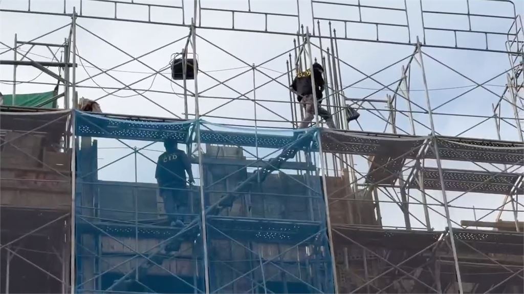基隆工地指揮吊掛竟遇死劫　板材掉落工人遭重壓身亡