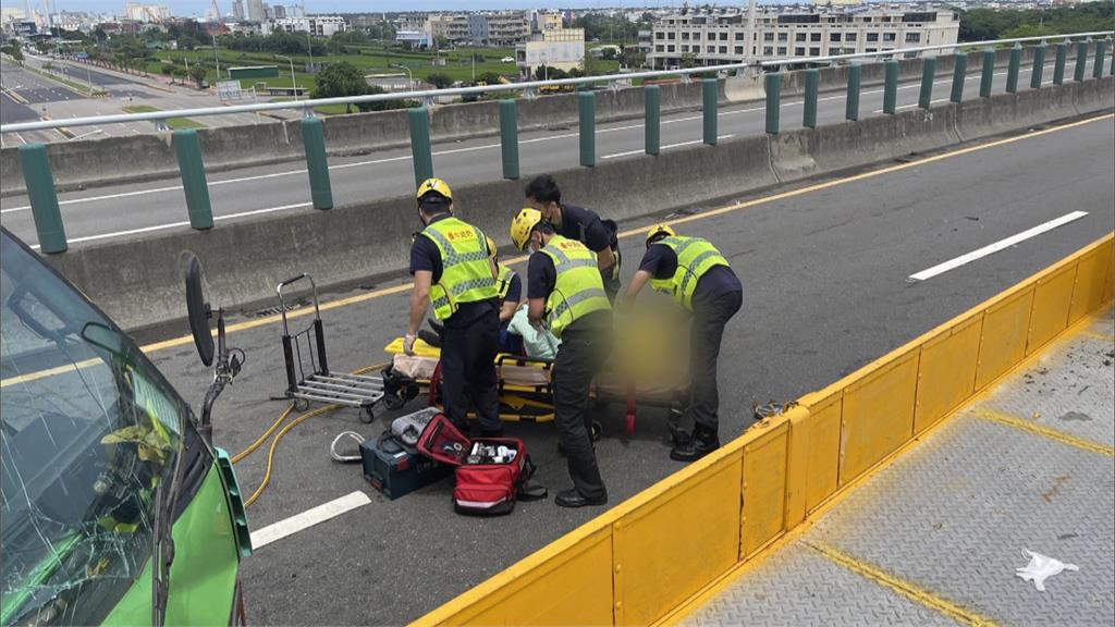 西濱6車連撞事故　破壞力道猛烈1死4傷