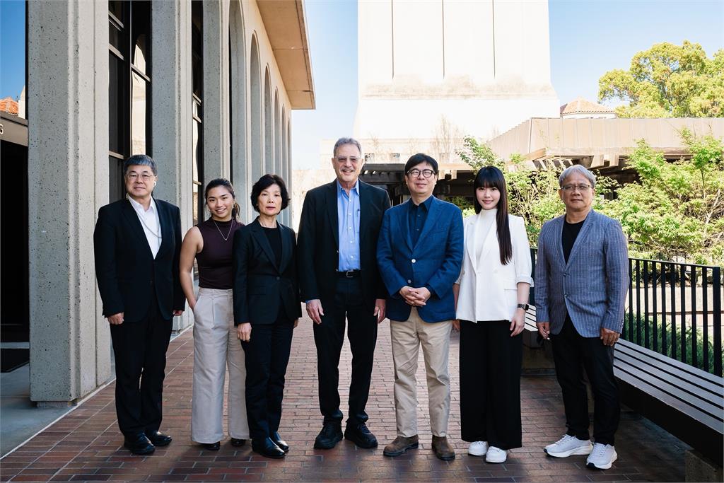 快新聞／高雄AI版圖全面啟動！訪美拜會Google、AT&T　陳其邁掌握全球趨勢