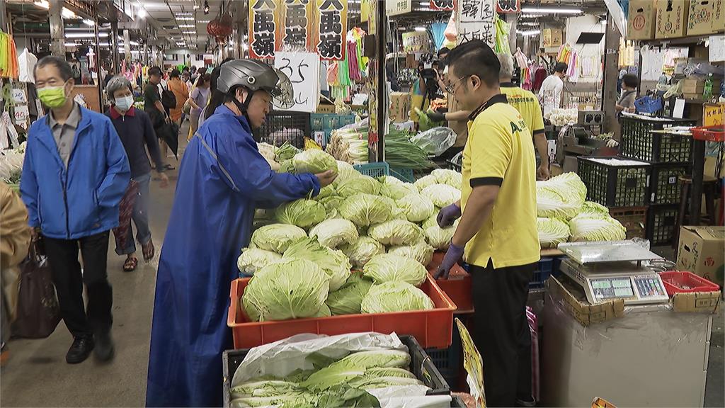 鳳凰颱風逼近!民眾搶先備菜 宜蘭連日豪雨蔥價飆漲