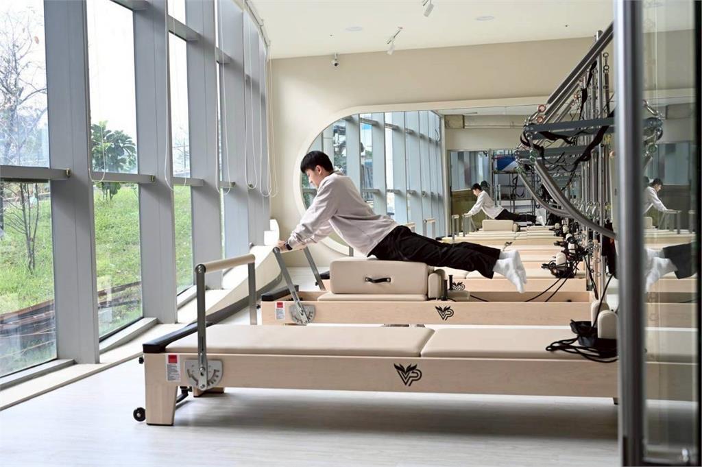 全臺首座國民運動中心戶外高爾夫推桿場誕生 淡水運動中心回歸全面升級