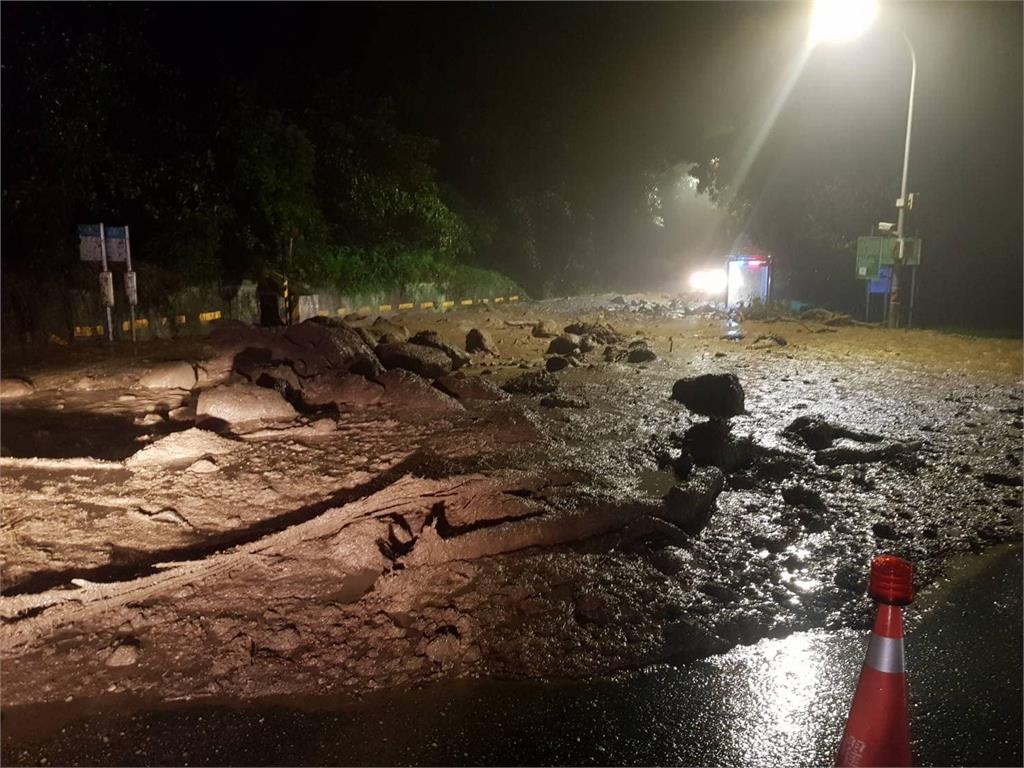 快新聞／豪雨釀災卻中部輔選跑透透　柯文哲老神在在這樣回