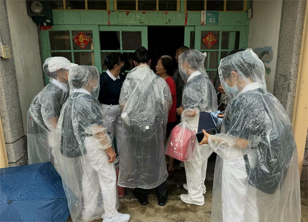 慈濟投入丹娜絲災後重建 熱食物資援助嘉南災區