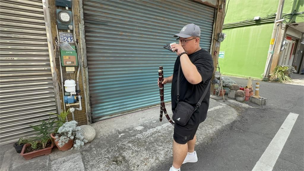 快新聞／謹記蔣萬安教訓！柯文哲彰化助選收甘蔗「當打狗棒不錯」　團隊收好不敢亂丟