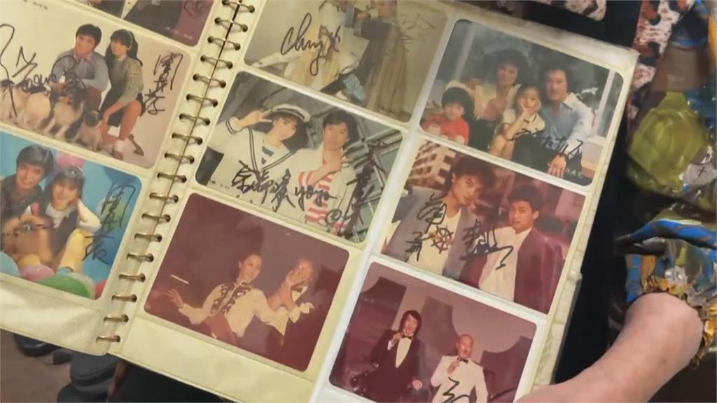 最資深追星族！　88歲阿嬤上百張巨星親簽收藏大公開
