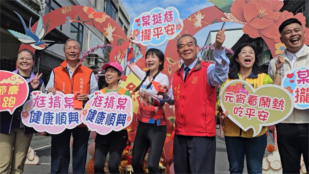 謝忻挑戰200年傳統！宜蘭「走尪」活動熱鬧祈福