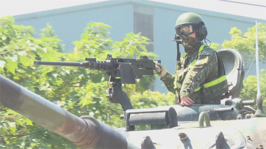快新聞／CM22迫砲車、雲豹裝甲車亮相！國軍「立即備戰操演」反制共軍威脅