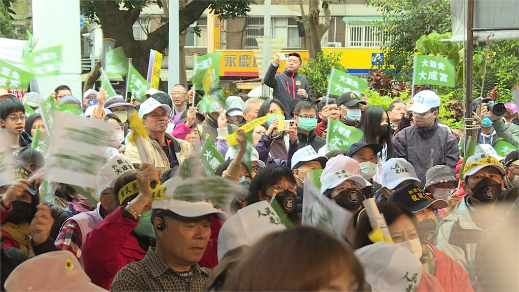 朱頭皮領軍反共音樂會 逾千人合唱「罷你千遍不厭倦」