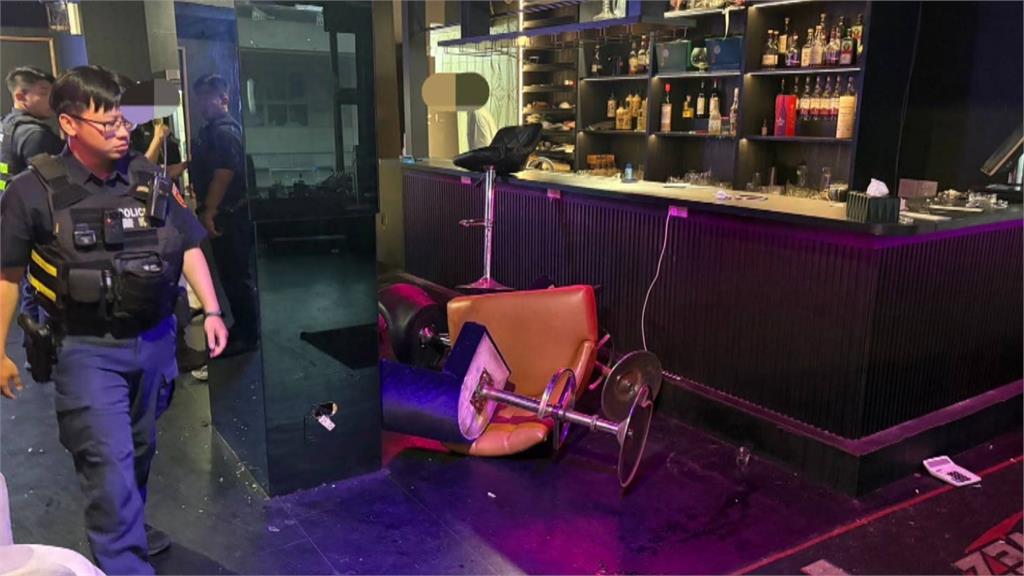 爭風吃醋鬧上警局? 台南酒吧三打一波及女客人遭送辦