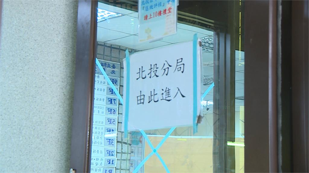 孫安佐持噴火槍遭法辦　警方一早上門拘提到案