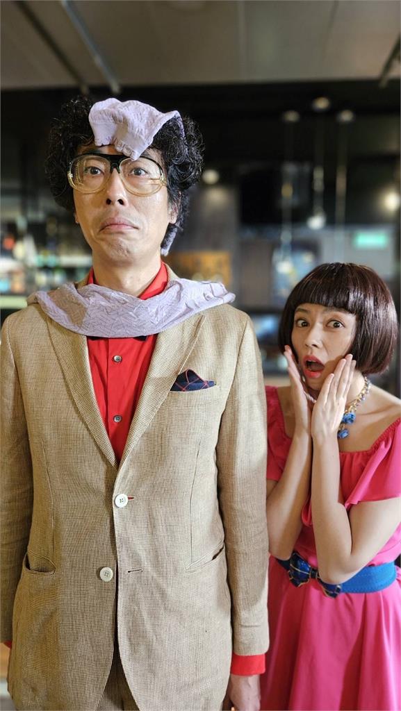 《愛的榮耀》王瞳被扮成「小春香」五顏六色和馬念先相親