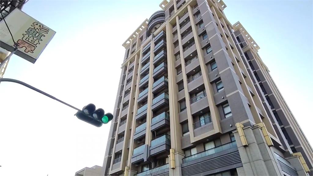 疑溫差太大導致磁磚剝落 　67歲清潔員遭砸中幸無生命危險