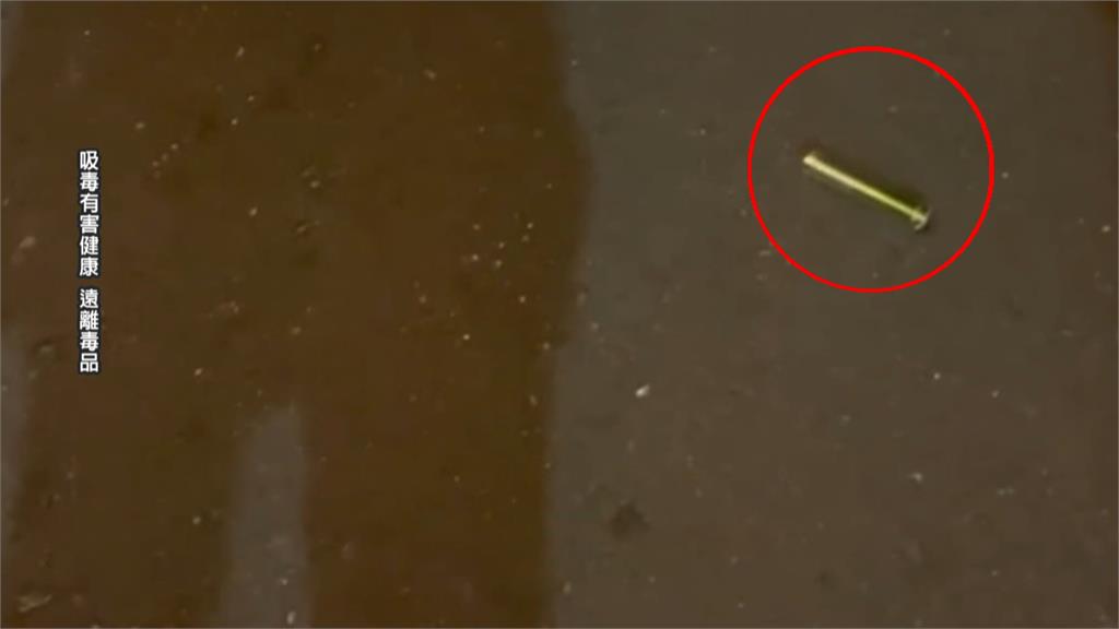 獨／女駕駛擦撞賓士！　被跩下車「口袋掉電子煙」恍惚稱吸食FM2