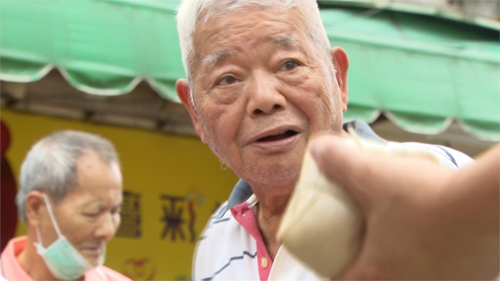 「刈包吉」端午大餐善行登場 2千顆粽子與7百便當送街友