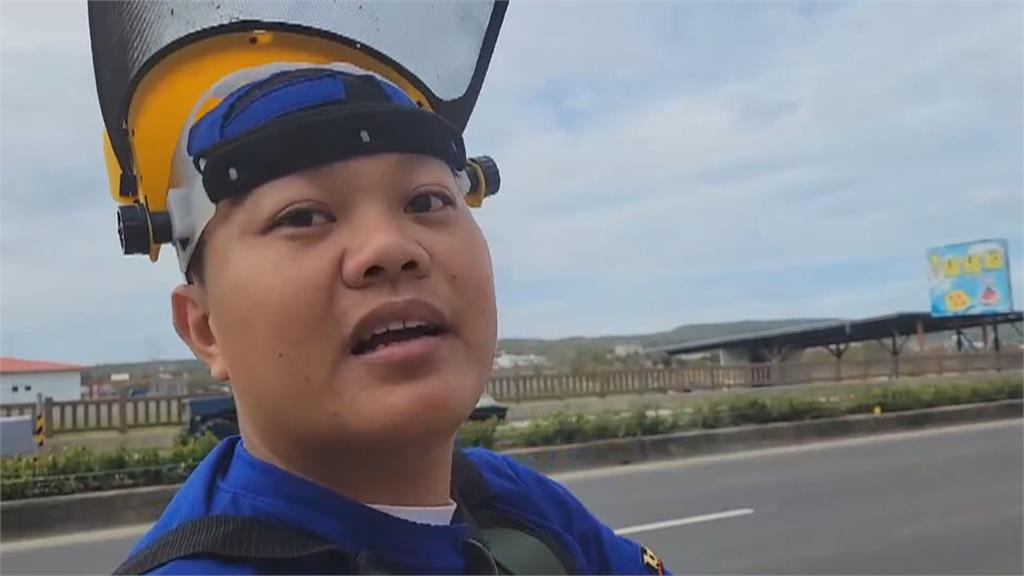 真實版霍爾的移動城堡? 搬家用聯結車「整棟載著走」