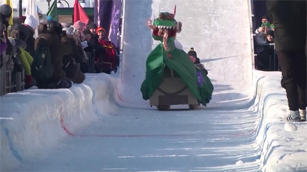 韃靼斯坦共和國自製雪橇大賽 眾人愛看「解體秀」
