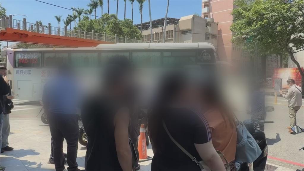 67歲星國婦台中遭客運撞上捲車底　一度OHCA！送醫搶救恢復生命跡象