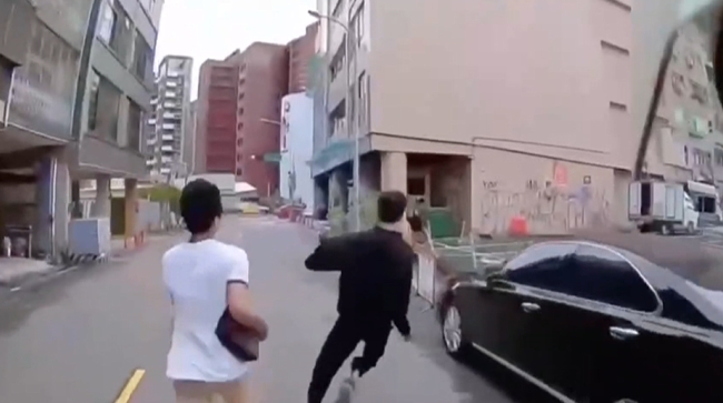 5失聯移工跳車逃逸 熱心民眾指引助警逮人