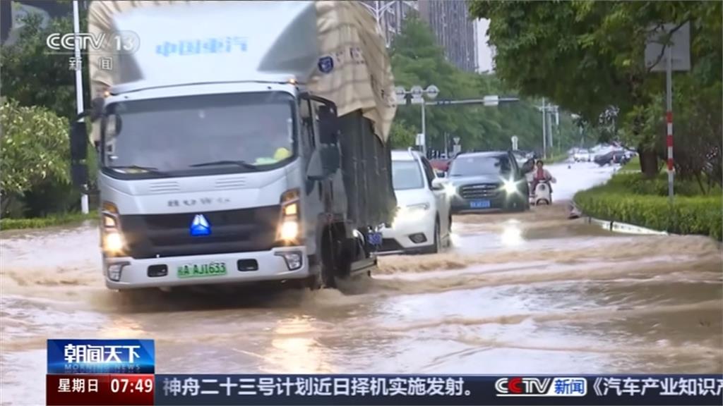 暴雨！中國多地強降雨釀災　廣西皮卡墜河、廣州孩童被沖走