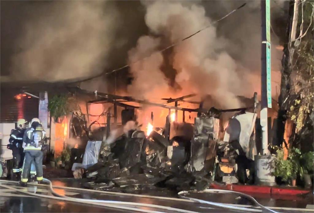 北市文山區家電維修廠凌晨起火！　屋主逃火吻稱「電線走火」