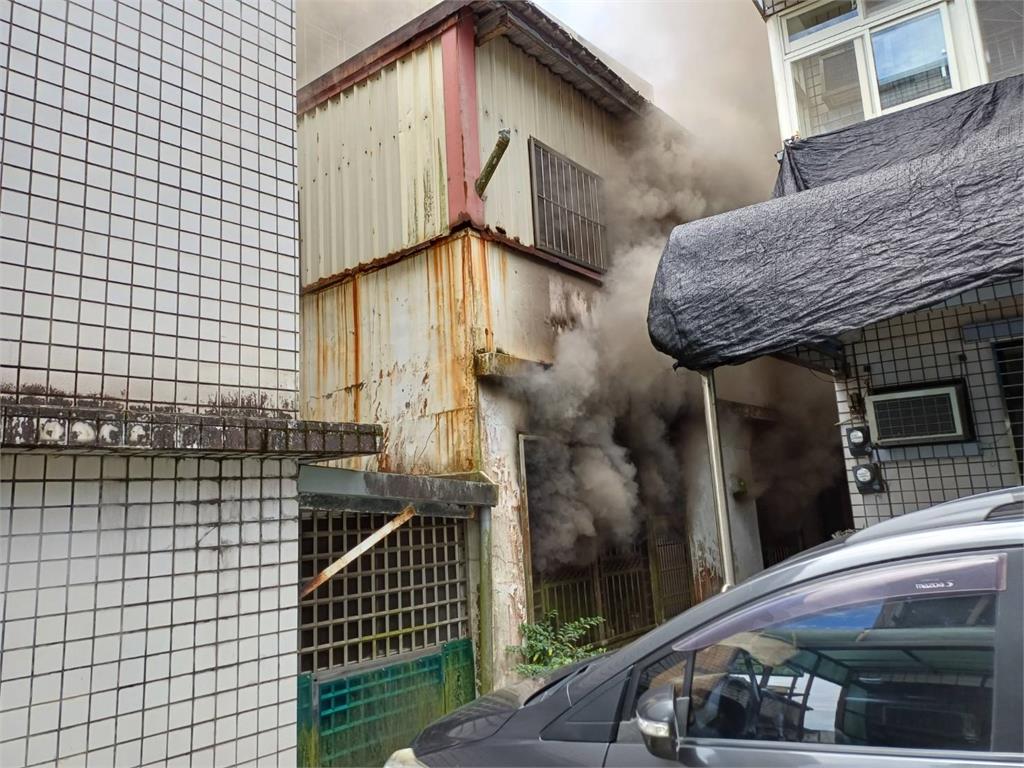 快新聞/宜蘭蘇澳民宅驚傳火警 父親全身30%二度灼傷、兒子OHCA