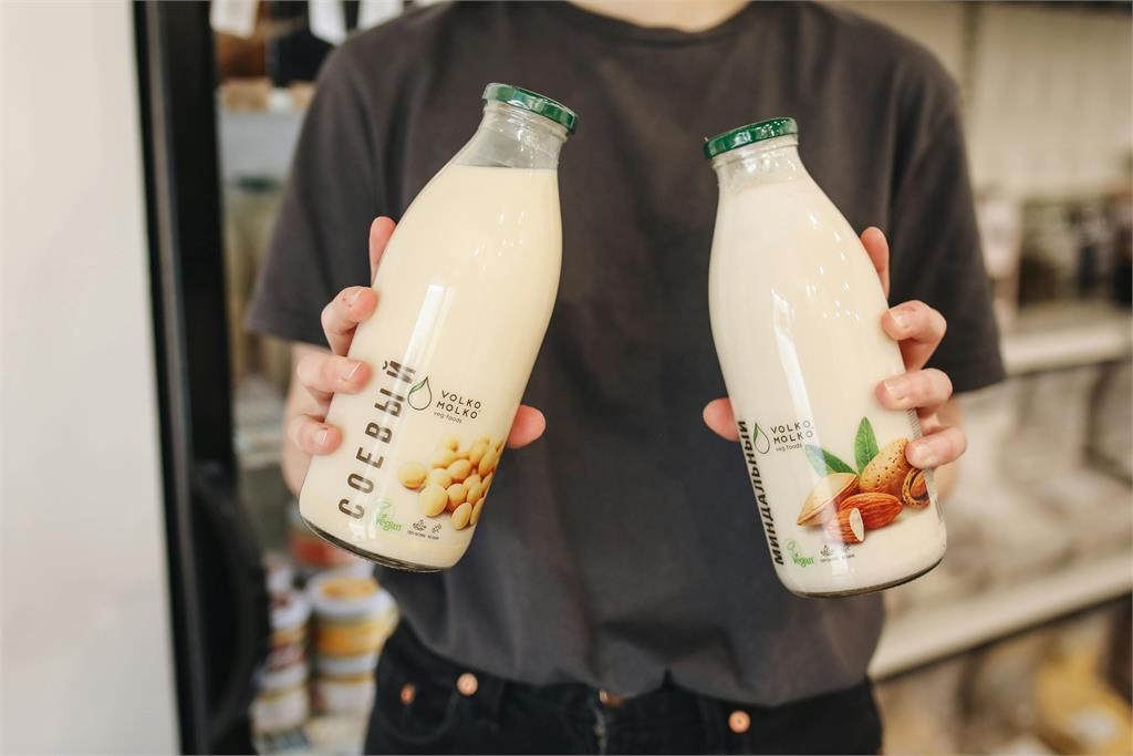 「泡麵+豆漿」竟煮出神級湯頭!網實測「1關鍵」秒變麻奶鍋:根本餐廳鍋物