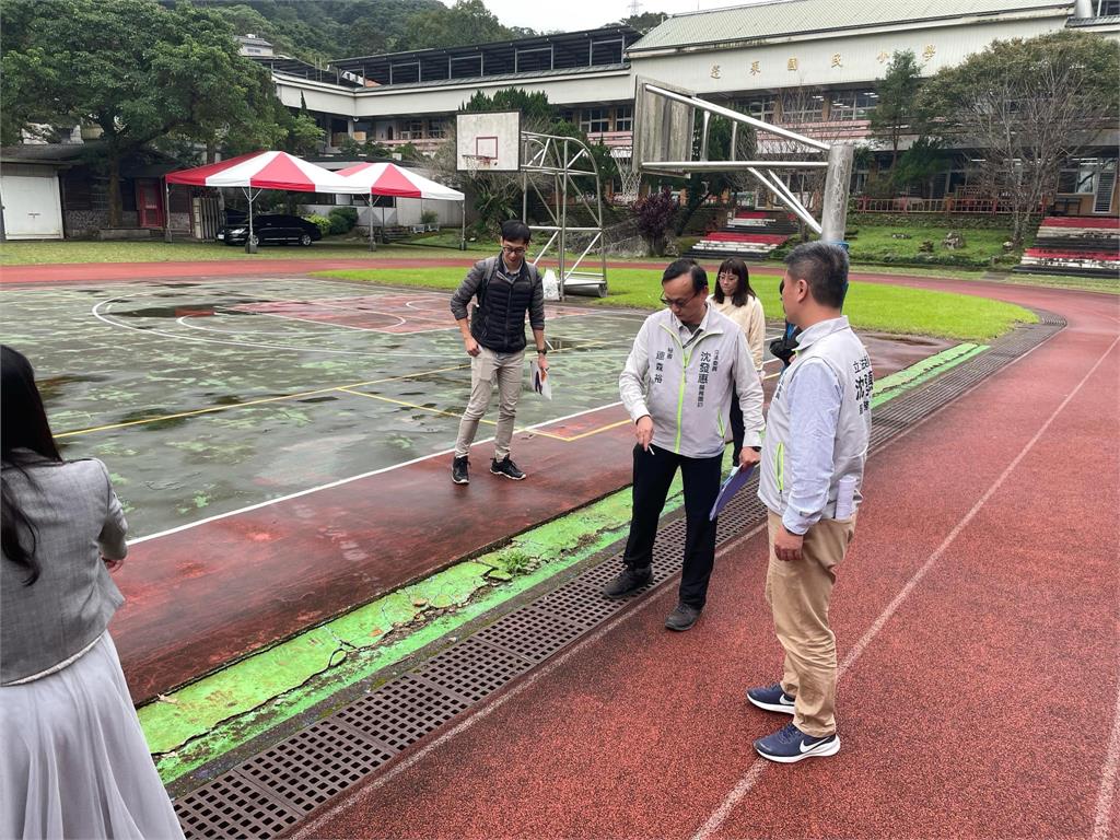 快新聞／苗栗蓬萊國小跑道磨損　沈發惠邀學者會勘、爭經費改善