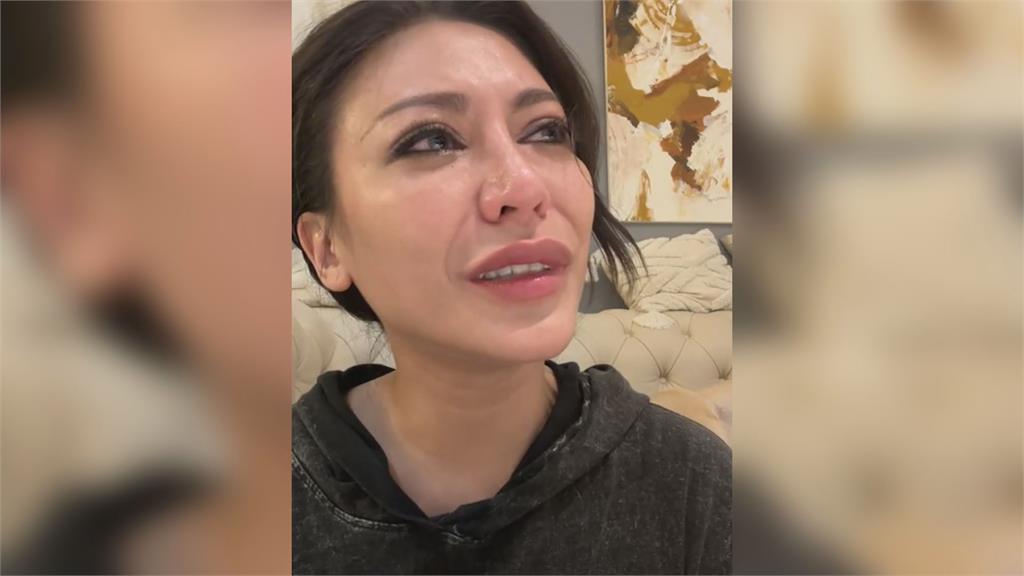 艾怡良直播爆哭道歉金曲獎 淚喊:一切都是我的問題