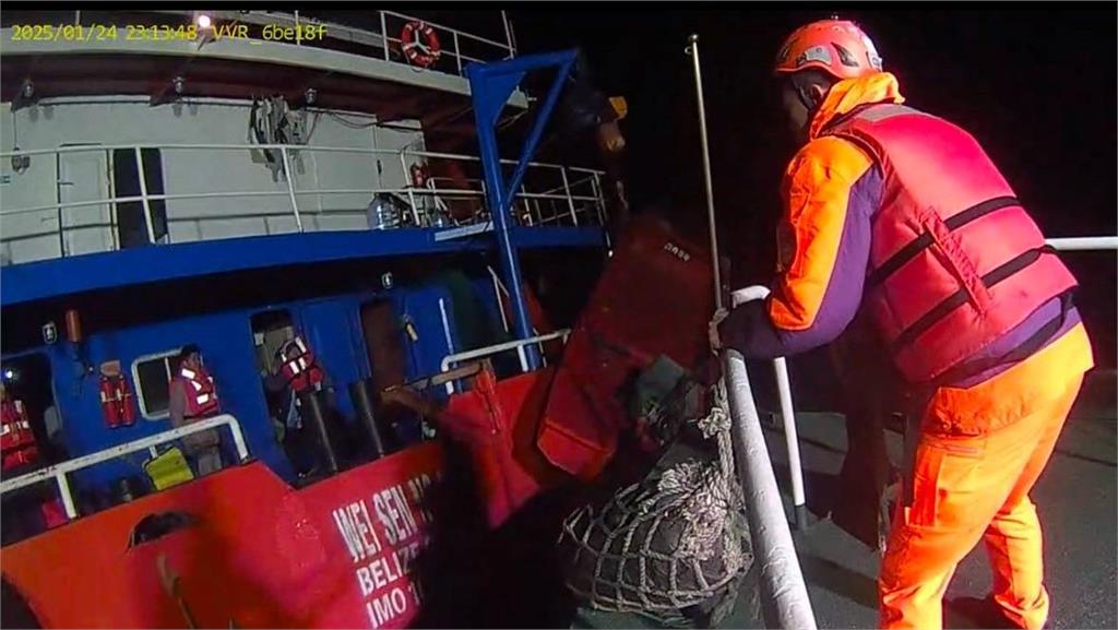 貝里斯籍油輪馬祖附近海域疑觸礁 一船員落海不治