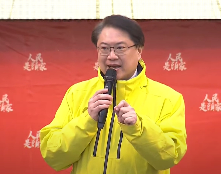 台灣像大卡車需要更多油！林右昌轟藍白預算砍到老百姓：會持家的才是民進黨