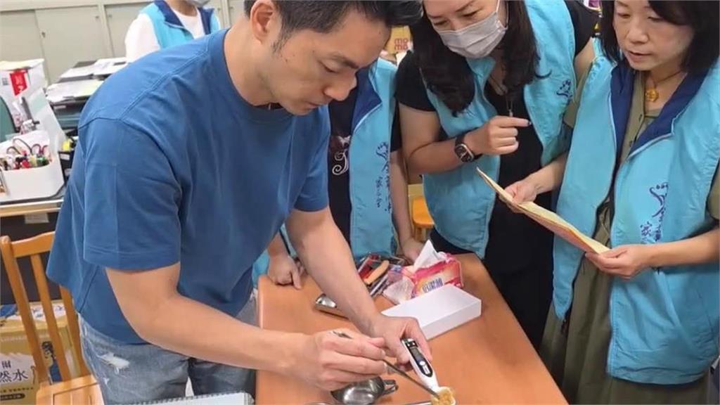 黃偉哲發文大酸蔣萬安「測午餐鹹度」　網讚聲：好嗆好喜歡
