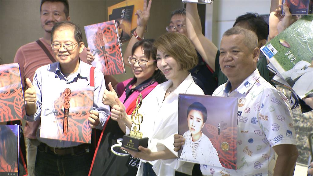 「雨蝶」回憶殺！　李翊君奪2026發燒友最愛歌手獎