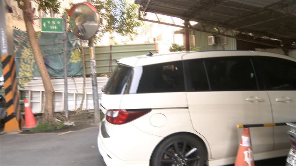 男子控里長私建停車場違停　雙方一言不合大打出手