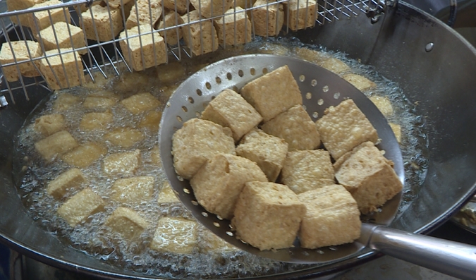 鼓勵孩子向學! 苗栗飄香三代臭豆腐「滿分考卷」免費換