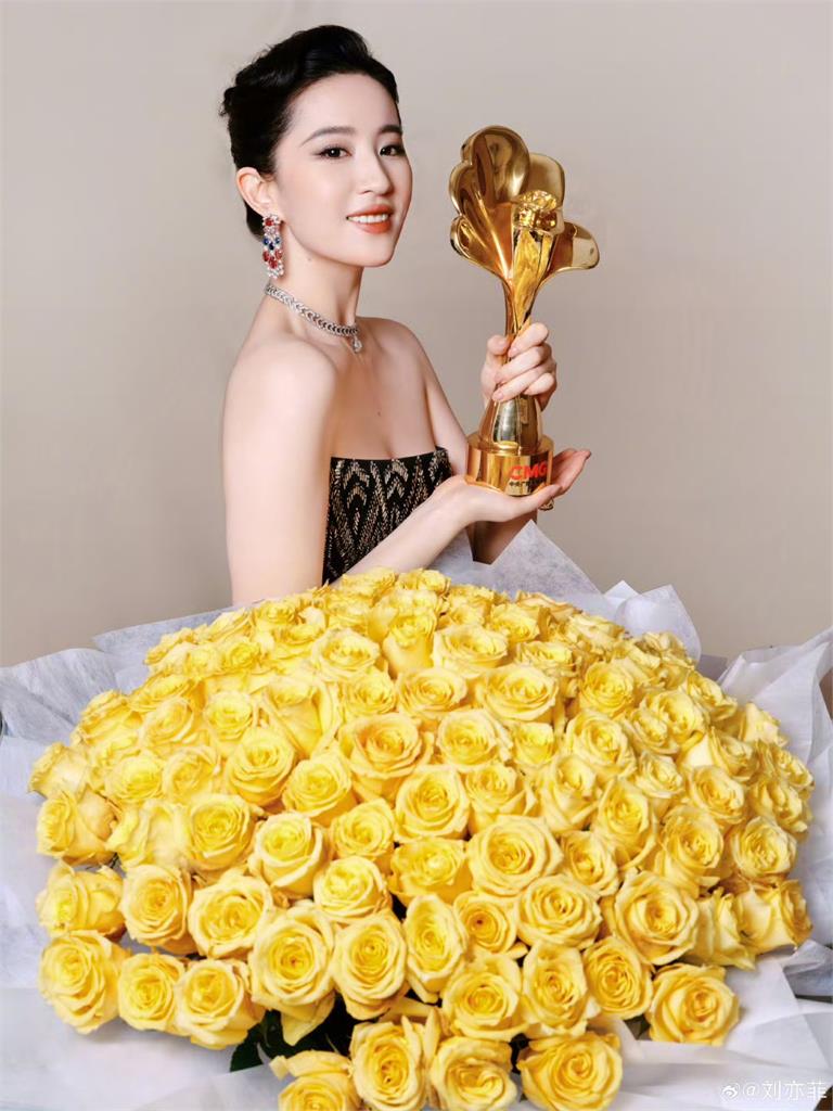 賺中國的錢卻繳美國稅?劉亦菲「美籍身分」遭網狠酸:片酬先課125%稅